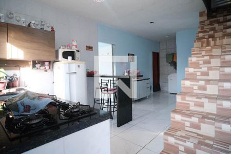 Sala/ Cozinha  de casa para alugar com 2 quartos, 58m² em Vila Silvia, São Paulo