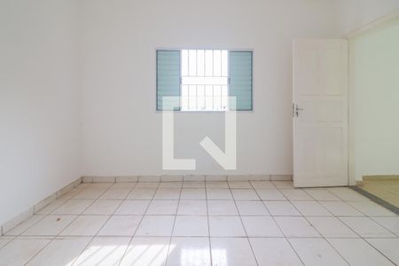 Quarto 1 de casa para alugar com 2 quartos, 40m² em Jaguaré, São Paulo