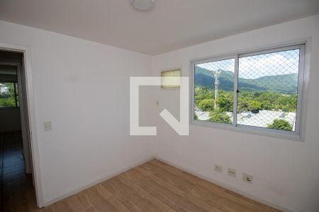 Quarto 1 de apartamento à venda com 2 quartos, 68m² em Vargem Pequena, Rio de Janeiro