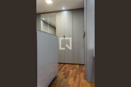 Closet da Suíte 1 de casa de condomínio à venda com 3 quartos, 100m² em Parque Terra Nova Ii, São Bernardo do Campo