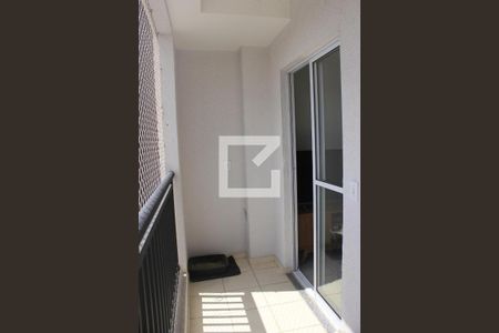 Varanda com área de serviço de apartamento para alugar com 2 quartos, 47m² em Jardim Vila Galvao, Guarulhos