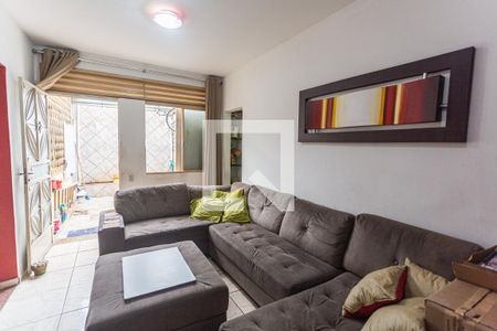 Sala de apartamento à venda com 2 quartos, 75m² em Lagoinha, Belo Horizonte