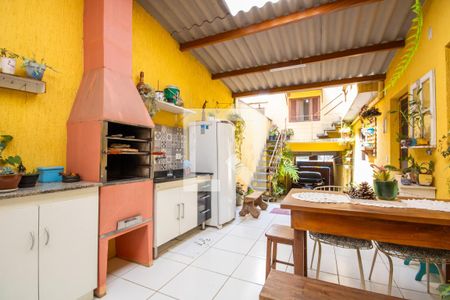 Casa à venda com 293m², 3 quartos e 3 vagas Casa à venda com 293m², 3 quartos e 3 vagasÁrea comum - Churrasqueira