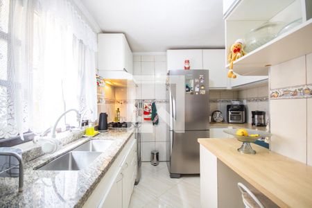 Casa à venda com 293m², 3 quartos e 3 vagas Casa à venda com 293m², 3 quartos e 3 vagasCozinha