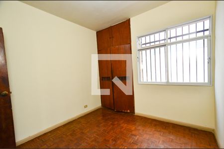 Quarto 1 de apartamento para alugar com 3 quartos, 112m² em Cruzeiro, Belo Horizonte