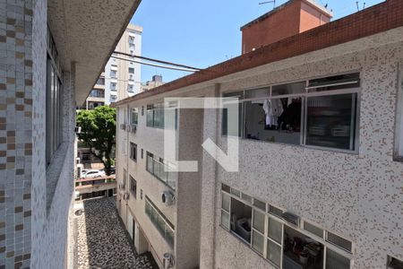 Vista da Sala de apartamento para alugar com 2 quartos, 64m² em Embaré, Santos