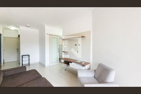 Sala de apartamento para alugar com 1 quarto, 55m² em Vila Jequitibas, Campinas