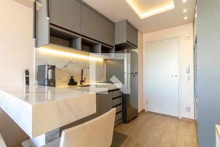 Sala/Cozinha de apartamento para alugar com 1 quarto, 32m² em Indianópolis, São Paulo