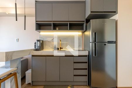 Sala/Cozinha de apartamento para alugar com 1 quarto, 32m² em Indianópolis, São Paulo