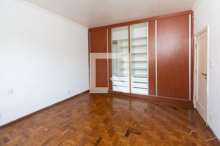 Suíte de casa à venda com 3 quartos, 300m² em Planalto Paulista, São Paulo