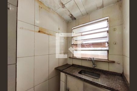 Cozinha de kitnet/studio para alugar com 1 quarto, 30m² em Praça da Bandeira, Rio de Janeiro