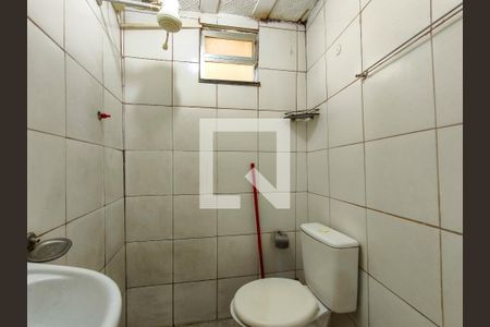 Banheiro de kitnet/studio para alugar com 1 quarto, 30m² em Praça da Bandeira, Rio de Janeiro