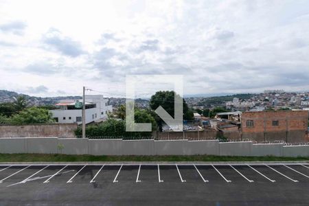 Vista Sala de apartamento para alugar com 2 quartos, 44m² em Mantiqueira, Belo Horizonte