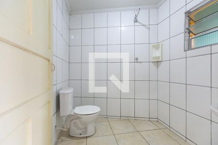 Banheiro de casa para alugar com 1 quarto, 50m² em Vila Monte Santo, São Paulo