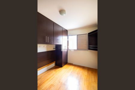 Quarto 1 de apartamento à venda com 3 quartos, 79m² em Vila Osasco, Osasco