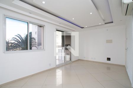 Sala de apartamento à venda com 3 quartos, 68m² em Vila das Bandeiras, Guarulhos