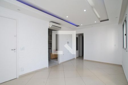 Sala de apartamento à venda com 3 quartos, 68m² em Vila das Bandeiras, Guarulhos