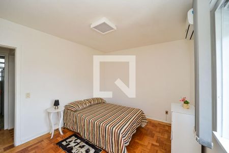 Quarto 2 de apartamento para alugar com 2 quartos, 60m² em Cristo Redentor, Porto Alegre