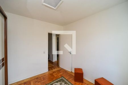 Quarto 1 de apartamento para alugar com 2 quartos, 60m² em Cristo Redentor, Porto Alegre