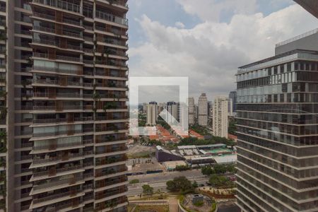 Sala de Estar vista de apartamento à venda com 3 quartos, 167m² em Jardim das Acacias, São Paulo