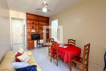 Sala de apartamento para alugar com 2 quartos, 90m² em Copacabana, Rio de Janeiro