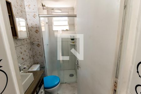 Banheiro de apartamento para alugar com 2 quartos, 50m² em Jardim Olinda, São Paulo