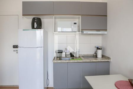 Sala/Cozinha de apartamento para alugar com 1 quarto, 28m² em Água Branca, São Paulo