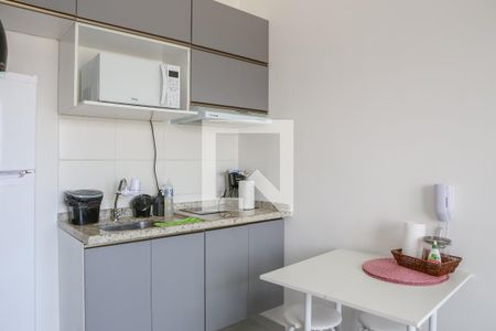 Sala/Cozinha de apartamento para alugar com 1 quarto, 28m² em Água Branca, São Paulo