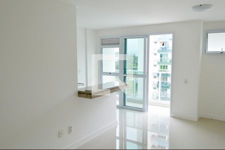 Sala de apartamento para alugar com 2 quartos, 80m² em Camorim, Rio de Janeiro