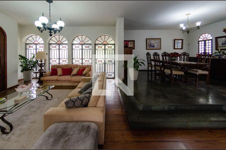 Sala de casa à venda com 5 quartos, 318m² em Belvedere, Belo Horizonte