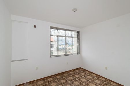 Quarto 2 de apartamento para alugar com 2 quartos, 60m² em Brás de Pina, Rio de Janeiro