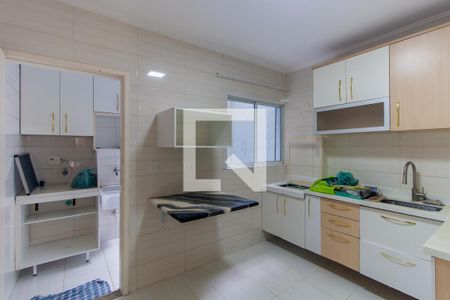 Cozinha de casa de condomínio à venda com 2 quartos, 77m² em Vila Ema, São Paulo