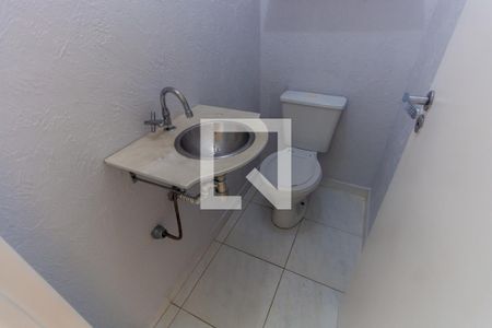 Lavabo de casa de condomínio à venda com 2 quartos, 77m² em Vila Ema, São Paulo