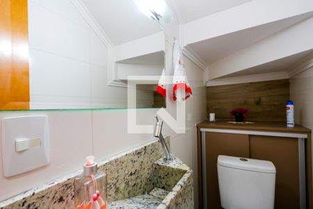 Lavabo de casa à venda com 3 quartos, 184m² em Vila Cecilia Maria, Santo André