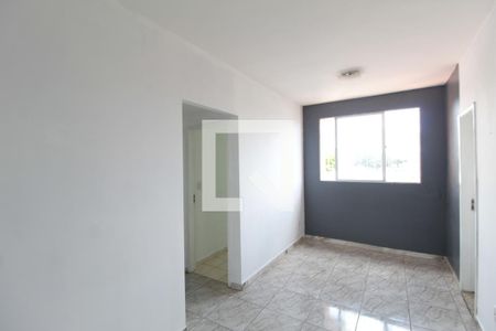 Sala de apartamento para alugar com 3 quartos, 60m² em Jaqueline, Belo Horizonte