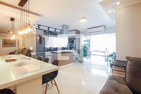 Apartamento à venda com 106m², 2 quartos e 2 vagasSala 