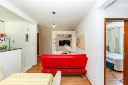 Sala de apartamento à venda com 2 quartos, 55m² em Carlos Prates, Belo Horizonte