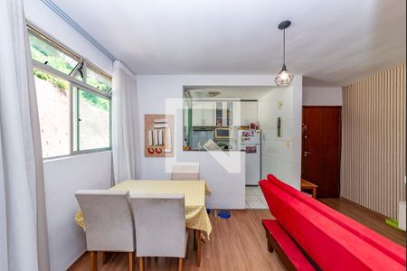 Sala de apartamento à venda com 2 quartos, 55m² em Carlos Prates, Belo Horizonte