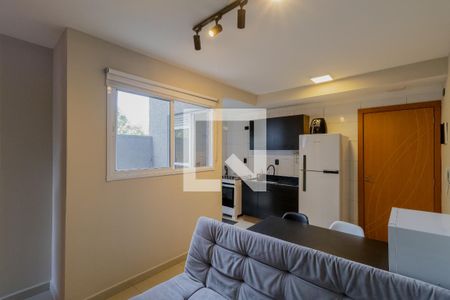 Sala e Cozinha de apartamento para alugar com 2 quartos, 42m² em Itaquera, São Paulo