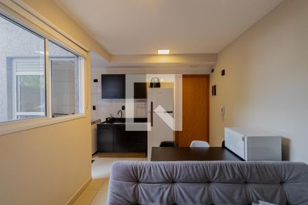 Sala e Cozinha de apartamento para alugar com 2 quartos, 42m² em Itaquera, São Paulo