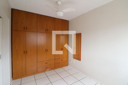 Quarto 1 de apartamento à venda com 2 quartos, 50m² em Centro, São Leopoldo