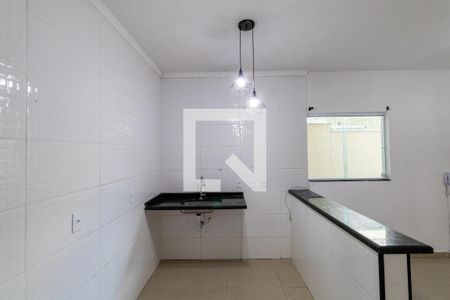 Sala e Cozinha de apartamento para alugar com 1 quarto, 40m² em Vila Granada, São Paulo