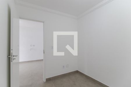 Quarto 1 de apartamento para alugar com 2 quartos, 51m² em Jardim Pilar, Mauá