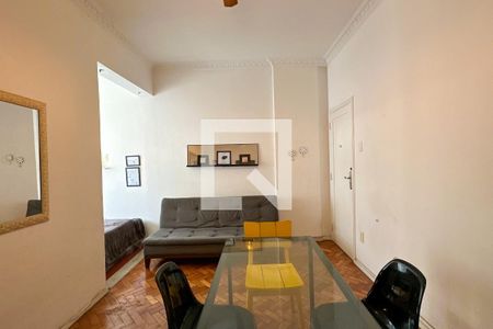 Sala de apartamento para alugar com 2 quartos, 52m² em Copacabana, Rio de Janeiro