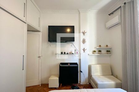 Quarto de apartamento para alugar com 2 quartos, 52m² em Copacabana, Rio de Janeiro