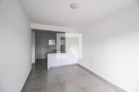 Sala de apartamento para alugar com 2 quartos, 50m² em Vila Emil, Mesquita