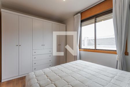 Suíte de apartamento para alugar com 3 quartos, 87m² em Passo D’areia, Porto Alegre