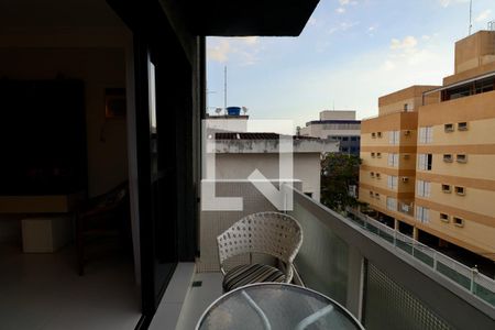 Varanda de apartamento para alugar com 3 quartos, 92m² em Balneario Guarujá, Guarujá