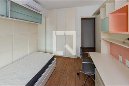 Quarto 2 de apartamento para alugar com 3 quartos, 107m² em Belvedere, Belo Horizonte