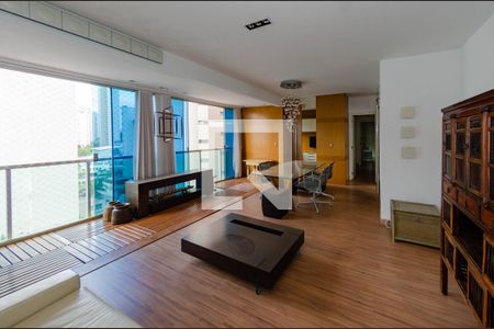 Sala de apartamento para alugar com 3 quartos, 107m² em Belvedere, Belo Horizonte